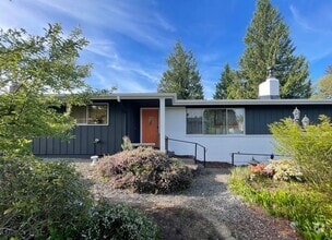 Building Photo - 10075 SE 213th Pl