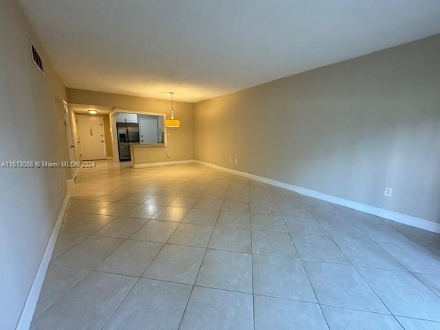 Building Photo - 9159 SW 77th Ave