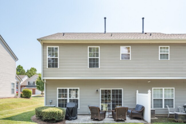 Building Photo - 3413 Summerfield Ridge Ln