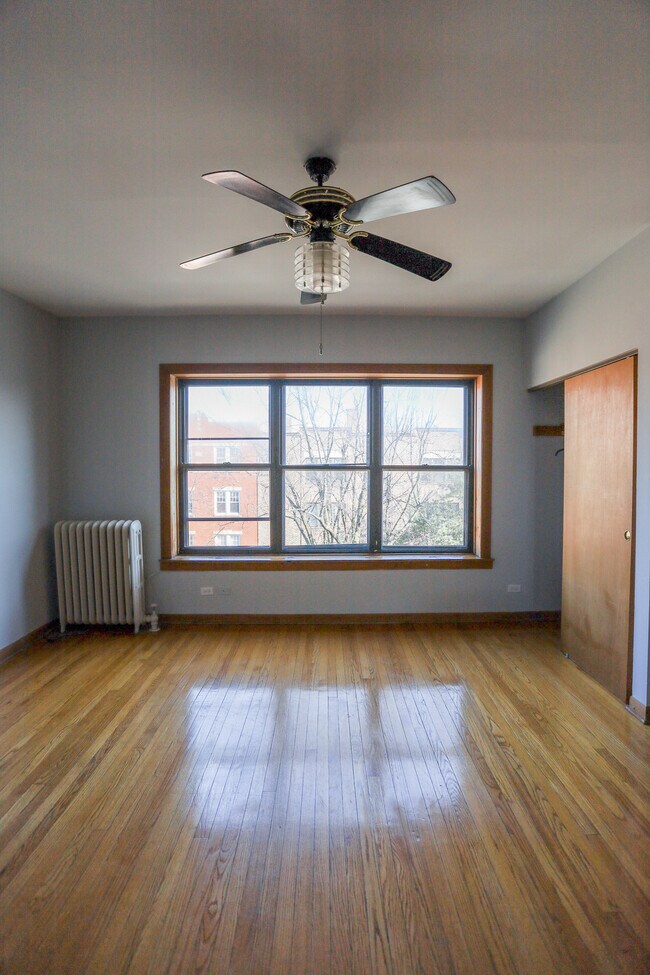 Foto del edificio - 5202 N Wayne Ave