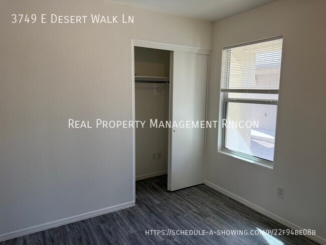 Foto del edificio - 3749 E Desert Walk Ln