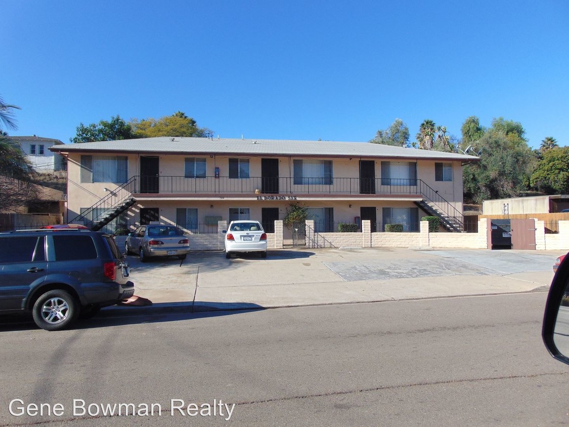 Primary Photo - 708 M Ave
