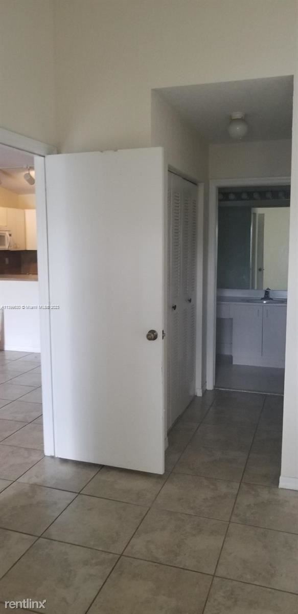 Foto del edificio - 3 br, 2 bath House - 11416 SW 17th Ct