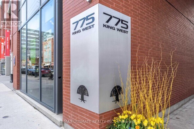Photo du bâtiment - 775 King St W