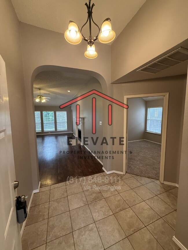 Building Photo - 6105 Comfort Dr