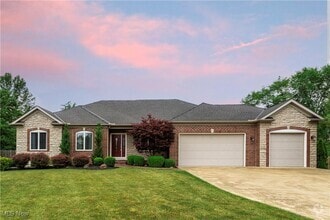 Building Photo - 8130 Crystal Creek Dr