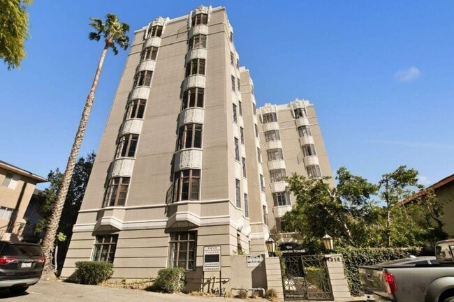 Foto del edificio - 1314 Hayworth Ave