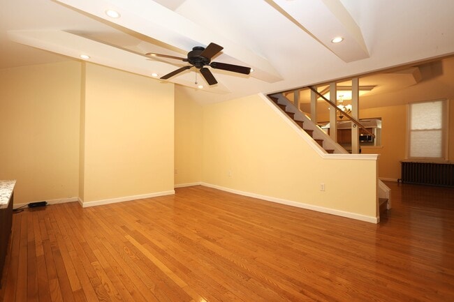 Foto del edificio - 316 Ella St