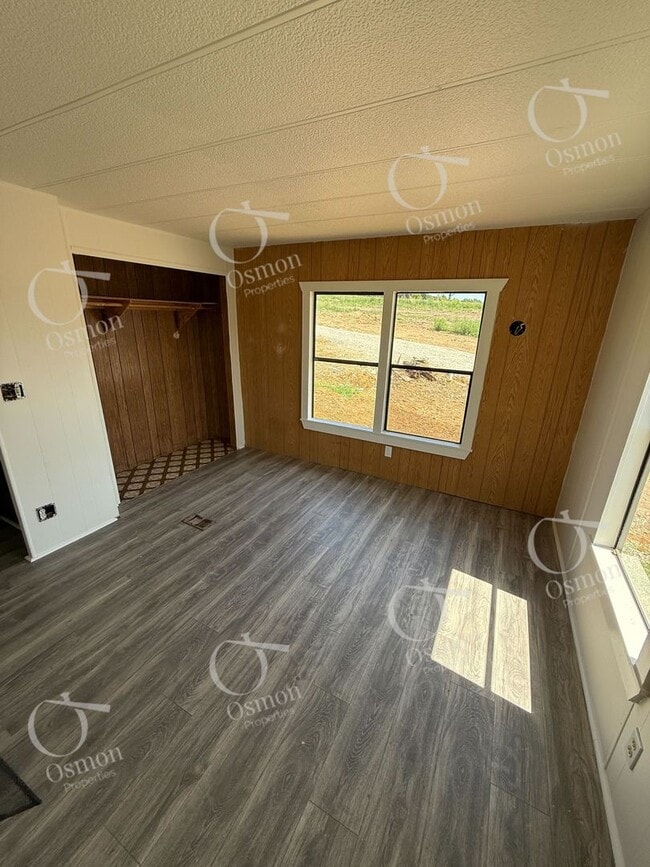 Building Photo - 2058 AR-5