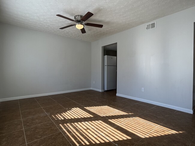 Building Photo - 3749 Meadow Rue Ln