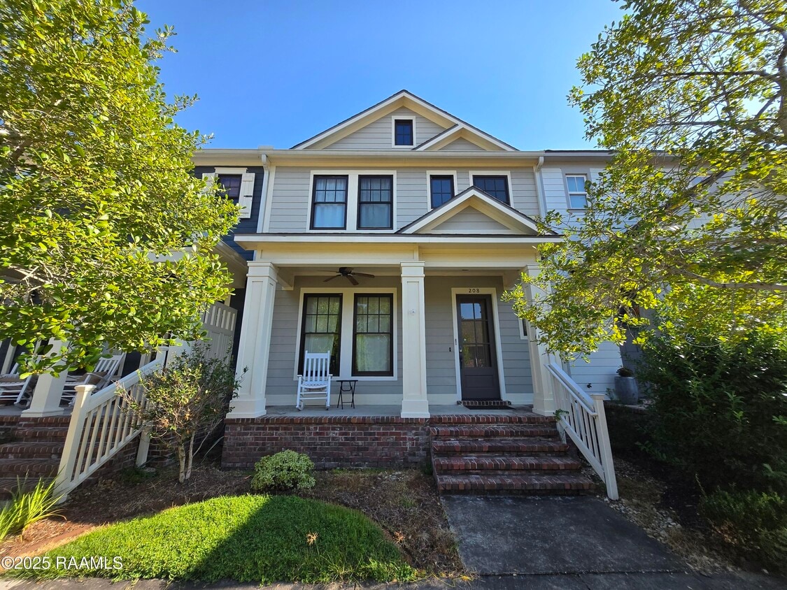 Foto principal - 208 Traditions Dr