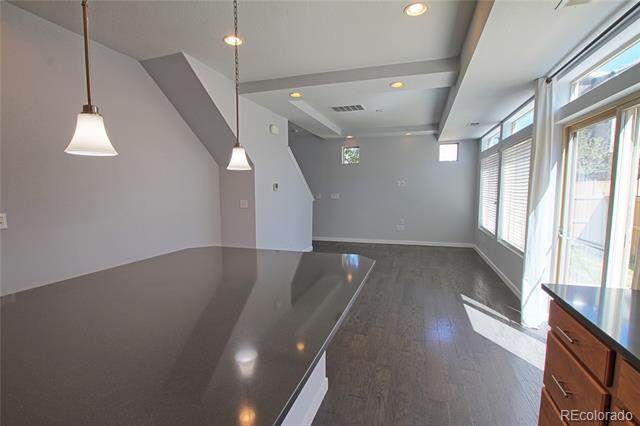 Building Photo - 4144 Elegant St