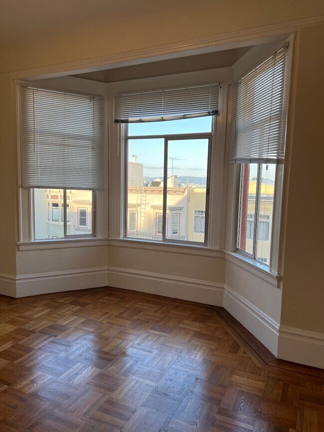 Foto del edificio - 1537 Taylor St