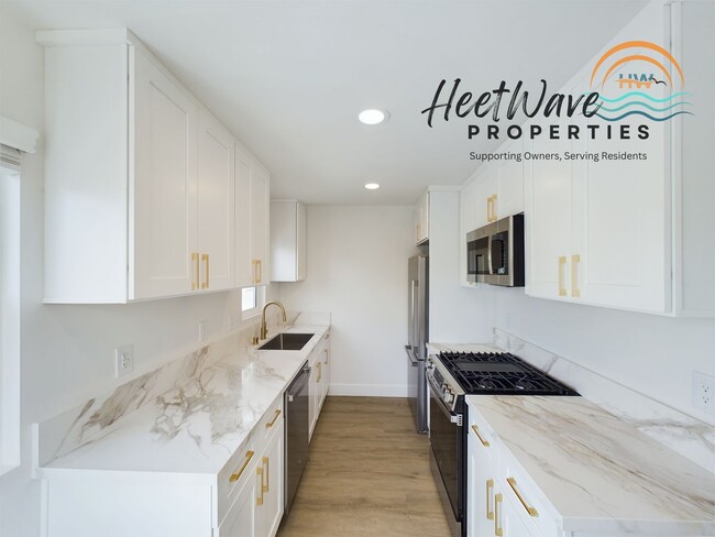 Building Photo - COMING SOON!!! Stunning Renovated Unit in Golden Hills: Modern Luxury at an Unbeatable Price!