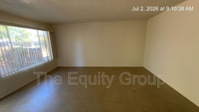 Foto del edificio - 529 E Kaweah Ave