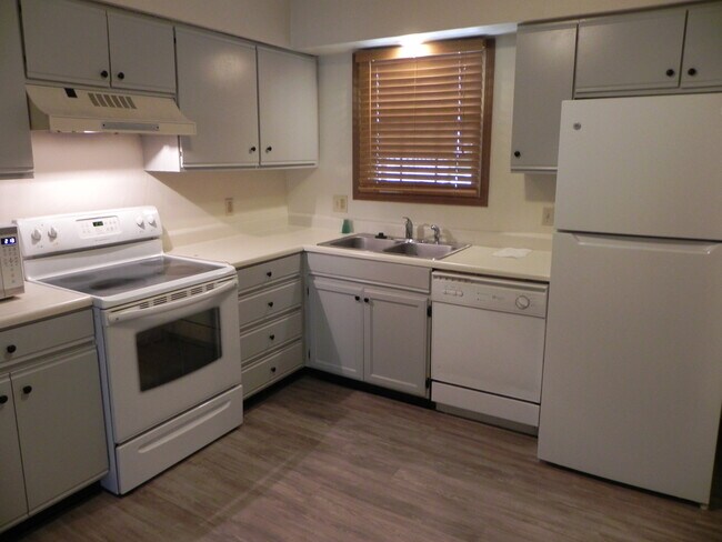 Foto del edificio - 6008 Red Oak Dr