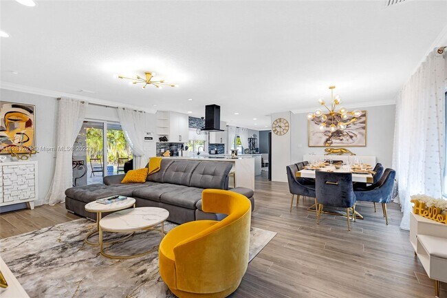 5801 NE 18th Terrace photo'