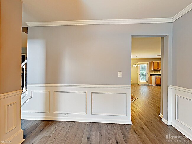Building Photo - 4196 Defoors Farm Dr