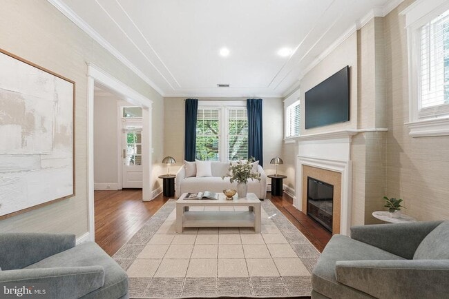 Building Photo - 3512 30th St NW