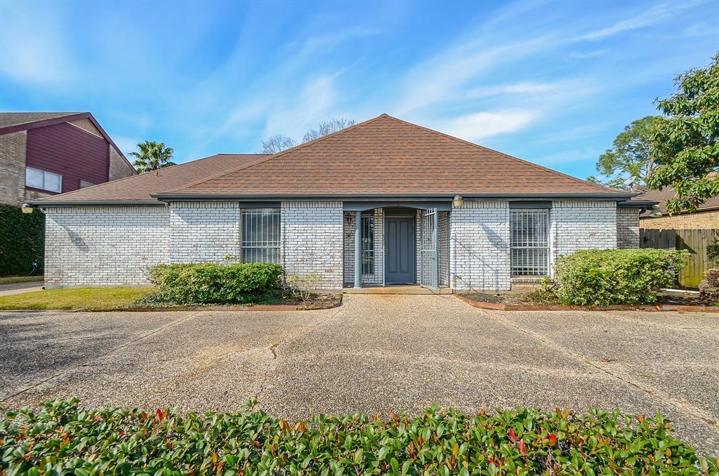 Primary Photo - 11906 Pepperdine Ln