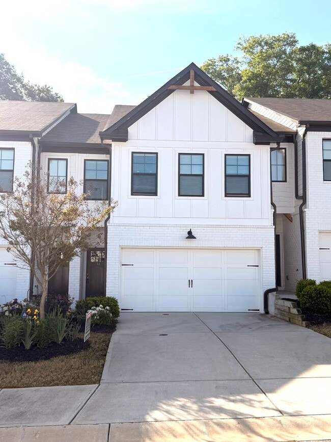 Unwind in Winder, with a Beautiful 3 Bed 2.5 Bath Townhome! - Unwind in Winder, with a Beautiful 3 Bed 2.5 Bath Townhome!