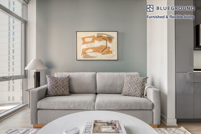 Foto del edificio - 311 W Illinois St