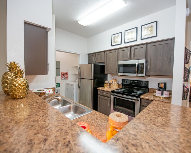Foto del edificio - Arbors of Pleasant Valley Apts