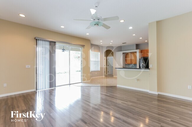 Foto del edificio - 2620 Wood Pointe Dr