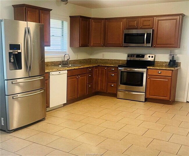 Foto del edificio - 201 Francis Dr