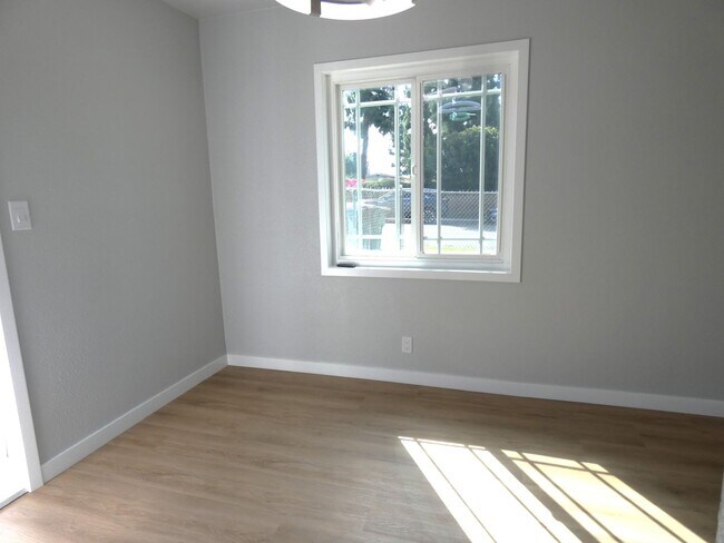 Foto del edificio - *Available NOW  in Whittier!*