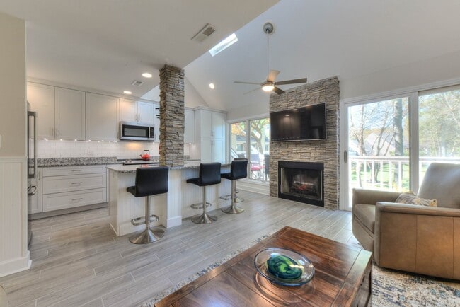 Foto del edificio - 2 BR, 2 BA Spring Lake Condo