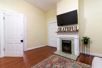 Building Photo - 737 3rd Ave