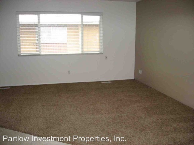 Building Photo - 1817 S 400 E