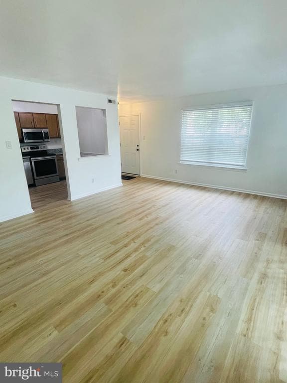 Building Photo - 2608 Beacon Hill Dr