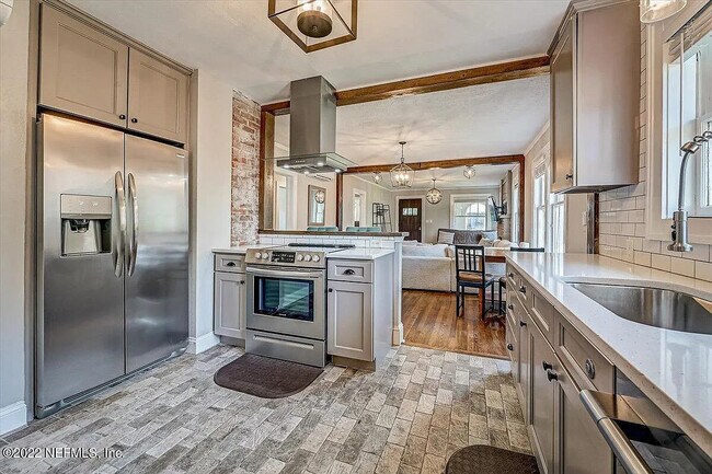 Foto del edificio - 1096 Willow Branch Ave
