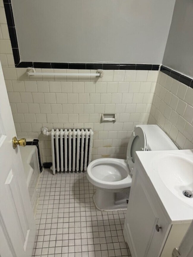 Foto del edificio - 1124 16th St NE