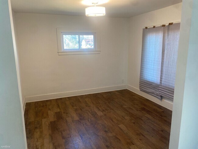 Building Photo - 3 br, 1 bath House - 14975 Cruse St
