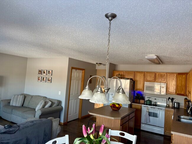 Cocina - 22369 Lilac Way