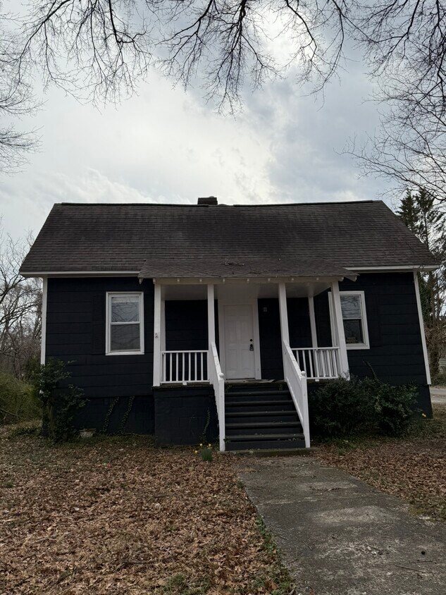 Primary Photo - 615 W 2nd Ave