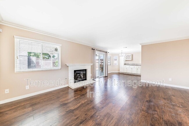 Building Photo - 249 Flicker Way