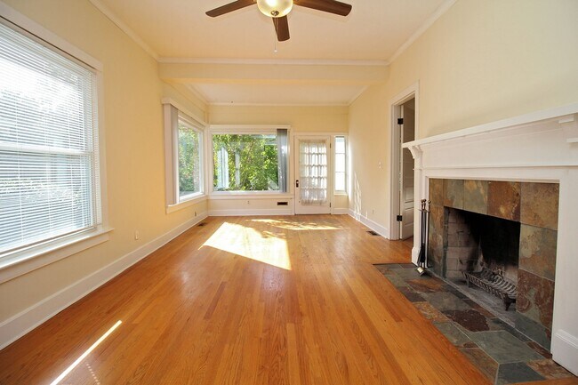 Foto del edificio - Fantastic Inner-East Portland 2+ Bedroom B...