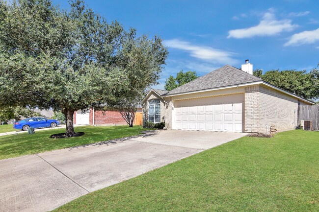 Building Photo - 1212 Westway Dr