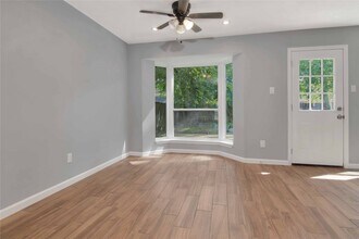 Building Photo - 12811 Golden Tee Ln
