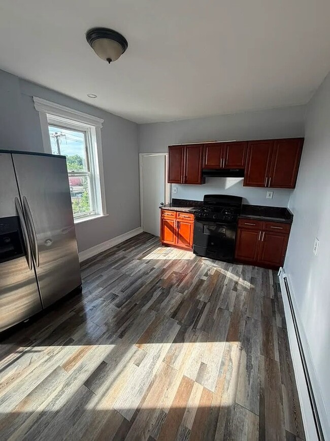 Building Photo - 300 Watchung Ave