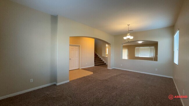 Foto del edificio - Splendid 5 Bedroom Off Westside Parkway!