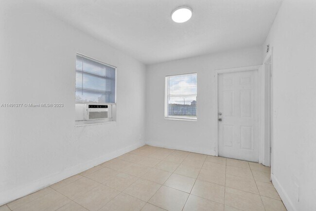 Building Photo - 26542 SW 138th Ct