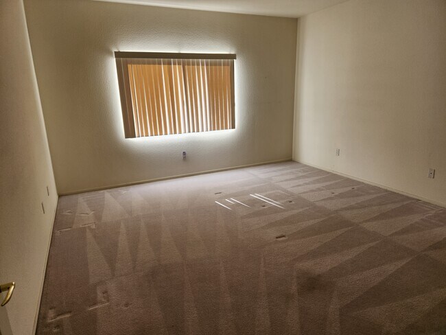 Building Photo - 3017 Panorama Ridge Dr