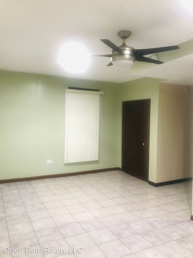 Foto del edificio - 1414 N Greenview Ave