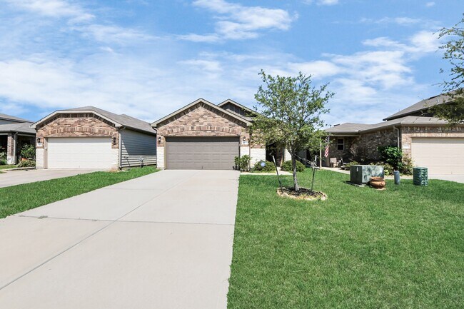 Foto del edificio - 14626 Sierra Garden Dr