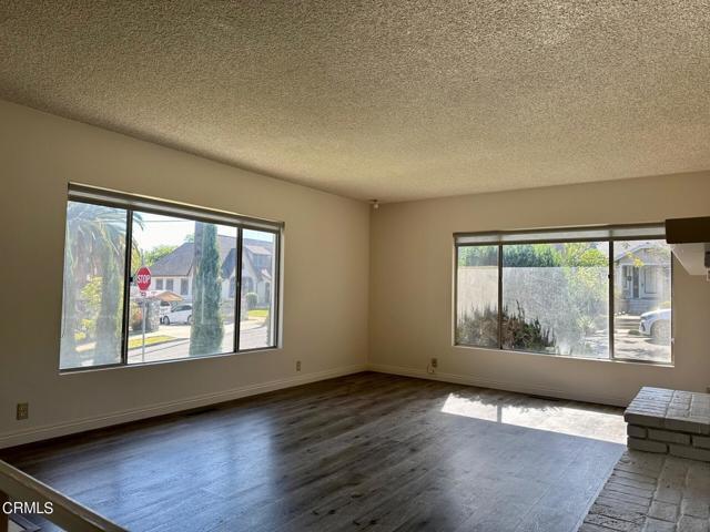 Foto del edificio - 804 Kendall Ave